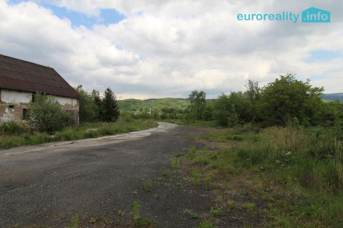 Prodej komerční nemovitosti, Dubí, Horská, 1000 m2