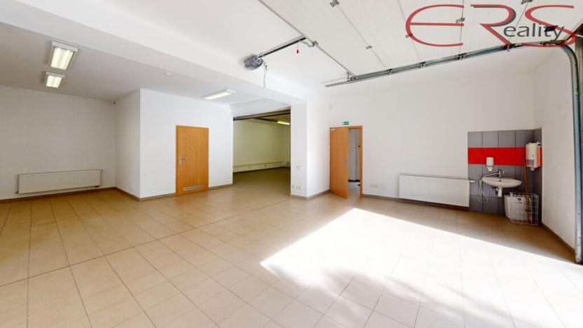 Prodej kanceláře, Mladá Boleslav - Mladá Boleslav IV, 1800 m2