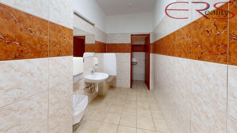 Prodej kanceláře, Mladá Boleslav - Mladá Boleslav IV, 1800 m2