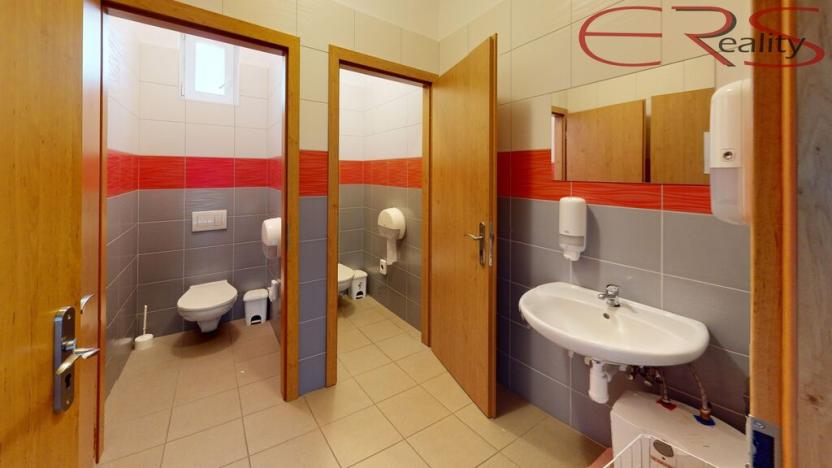 Prodej kanceláře, Mladá Boleslav - Mladá Boleslav IV, 1800 m2