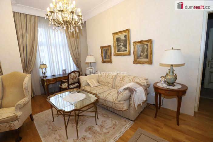 Prodej bytu 2+kk, Mariánské Lázně, Masarykova, 68 m2