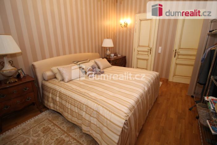 Prodej bytu 2+kk, Mariánské Lázně, Masarykova, 68 m2