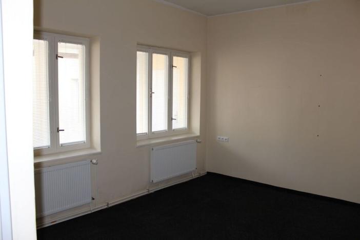 Pronájem obchodního prostoru, Mariánské Lázně, Husova, 100 m2