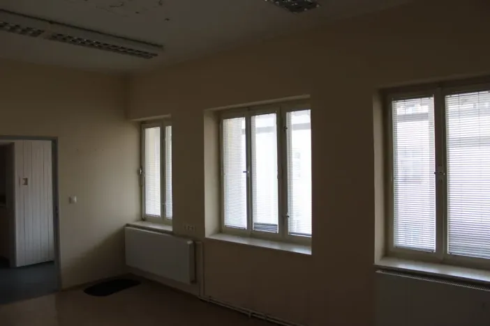 Pronájem obchodního prostoru, Mariánské Lázně, Husova, 100 m2