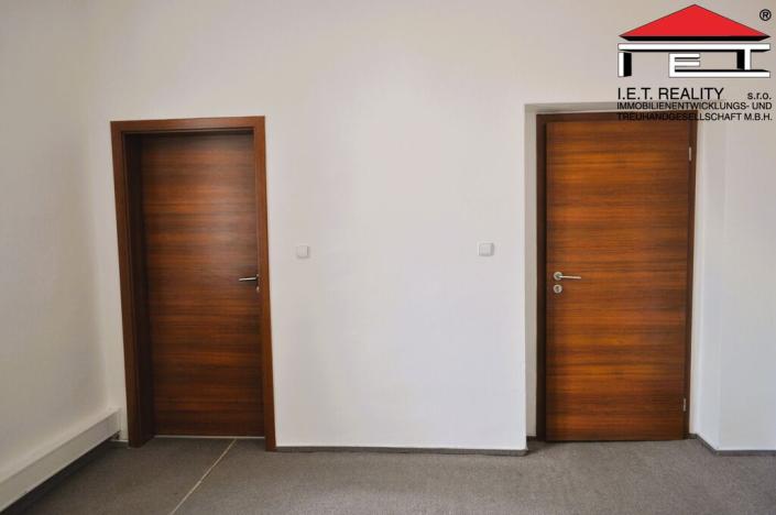 Pronájem kanceláře, Ostrava, Sirotčí, 100 m2