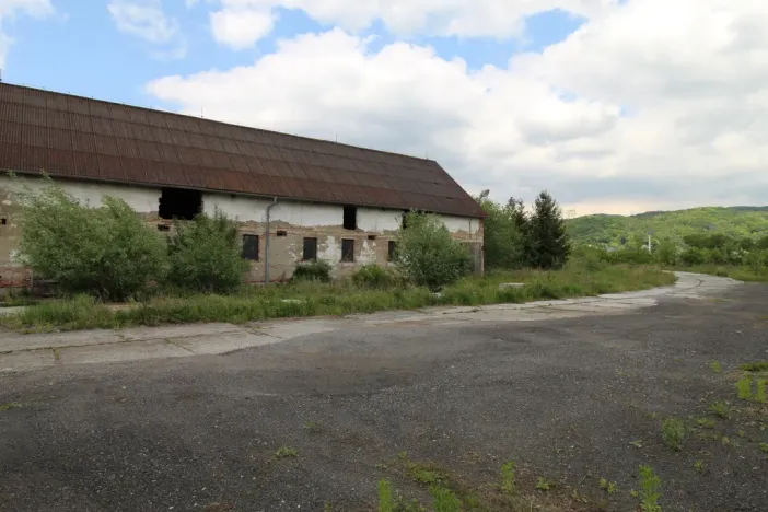 Prodej komerčního pozemku, Dubí, 30339 m2