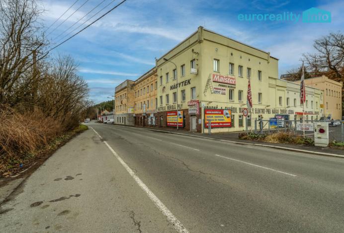 Prodej atypického bytu, Karlovy Vary, Studentská, 178 m2