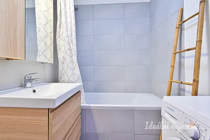 Pronájem bytu 4+1, Brno - Líšeň, Koutného, 77 m2
