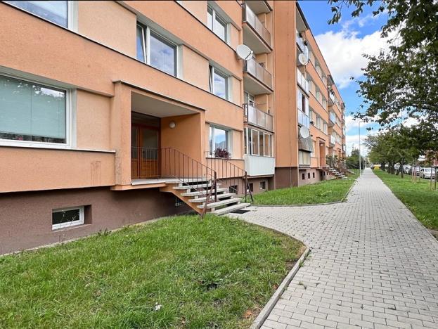 Pronájem bytu 1+1, Chomutov, Komenského, 38 m2