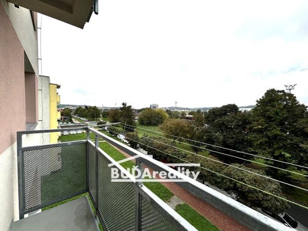 Prodej bytu 2+kk, Otrokovice, J. Jabůrkové, 58 m2