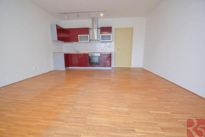 Pronájem bytu 1+kk, Praha - Záběhlice, Práčská, 40 m2