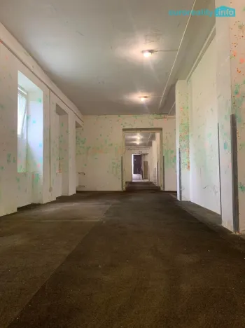 Pronájem skladu, Karlovy Vary, Sokolovská, 750 m2