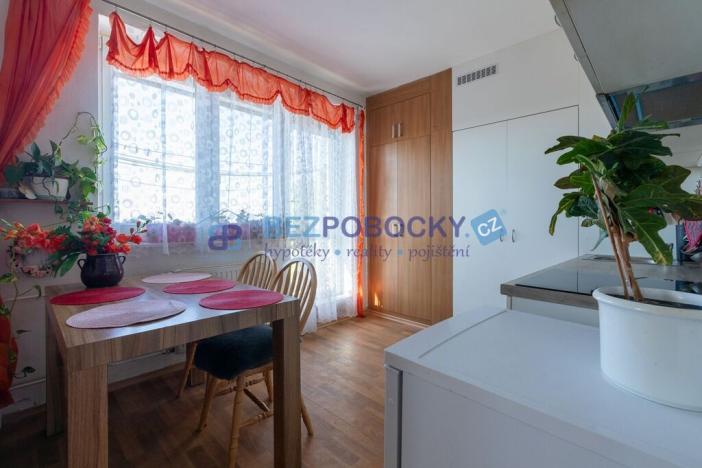Prodej bytu 3+1, Velké Bílovice, Široká, 103 m2