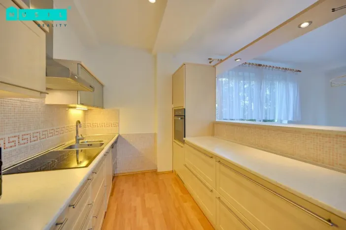 Pronájem bytu 3+kk, Olomouc - Nová Ulice, Bacherova, 83 m2