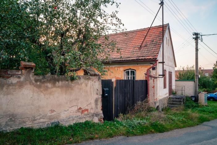 Prodej pozemku pro bydlení, Lešany - Břežany, 1439 m2