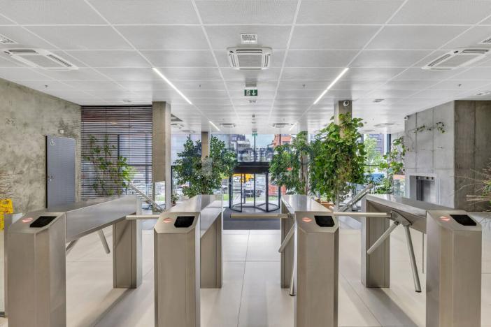 Pronájem kanceláře, Praha - Stodůlky, Laurinova, 300 m2