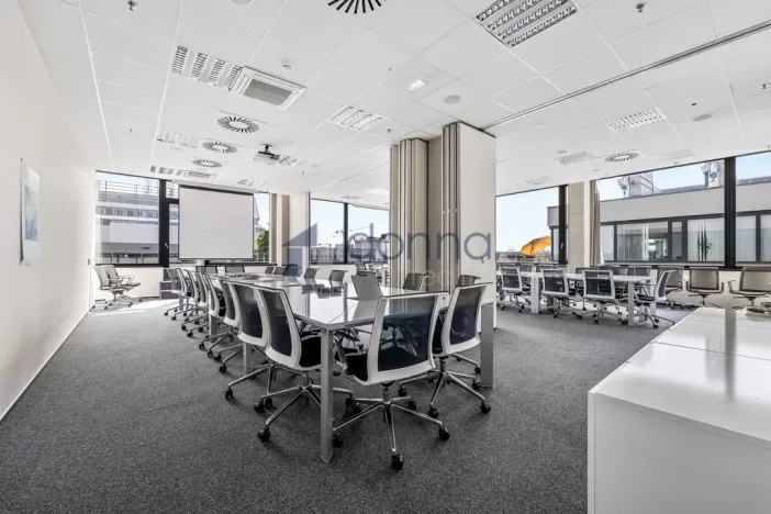 Pronájem kanceláře, Praha - Stodůlky, Laurinova, 300 m2