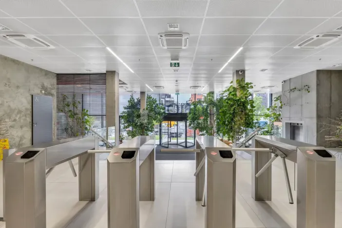 Pronájem kanceláře, Praha - Stodůlky, Laurinova, 300 m2