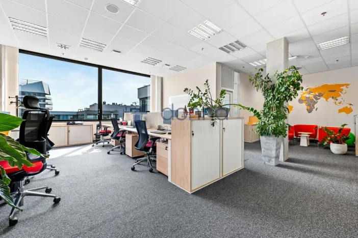 Pronájem kanceláře, Praha - Stodůlky, Laurinova, 440 m2