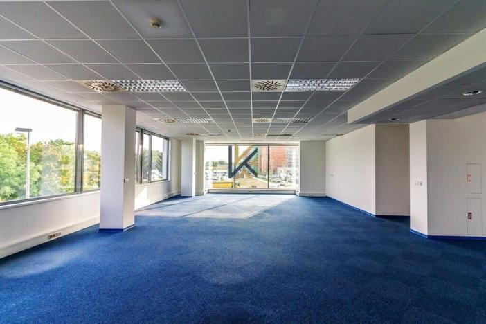 Pronájem kanceláře, Praha - Strašnice, U nákladového nádraží, 259 m2