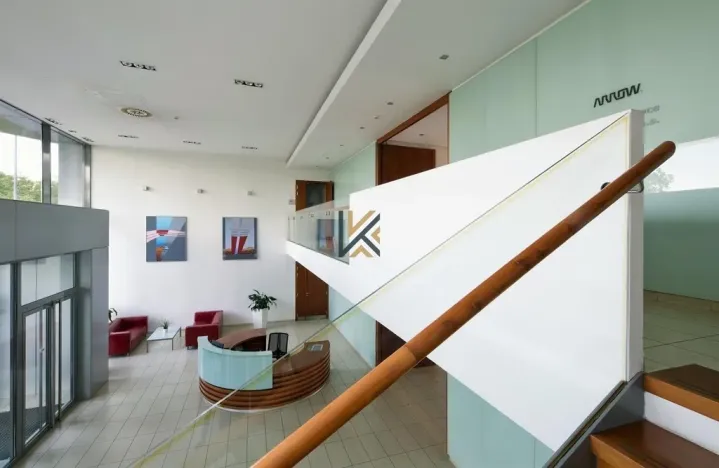 Pronájem kanceláře, Praha - Strašnice, U nákladového nádraží, 259 m2