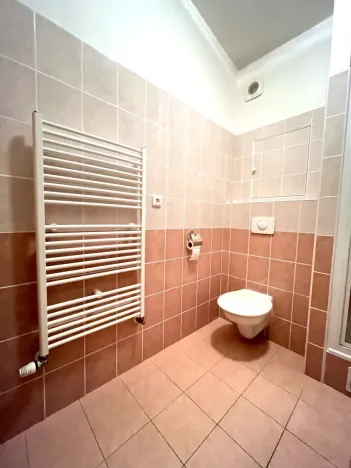 Pronájem bytu 1+kk, České Budějovice - České Budějovice 5, Suchovrbenské nám., 42 m2