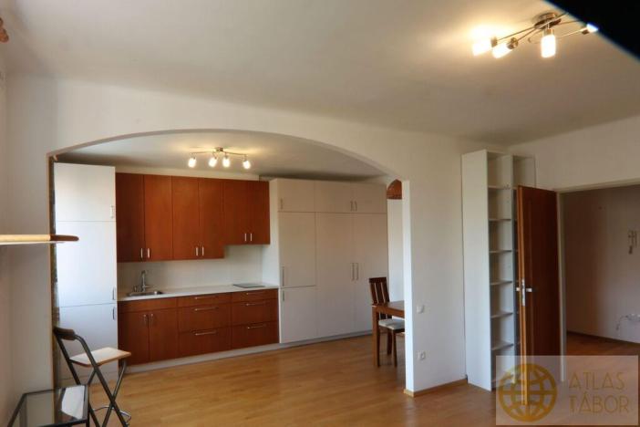 Pronájem bytu 2+kk, Praha - Žižkov, Hartigova, 52 m2