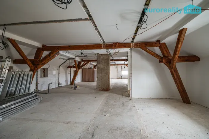 Prodej rodinného domu, Úherce, Náves, 254 m2