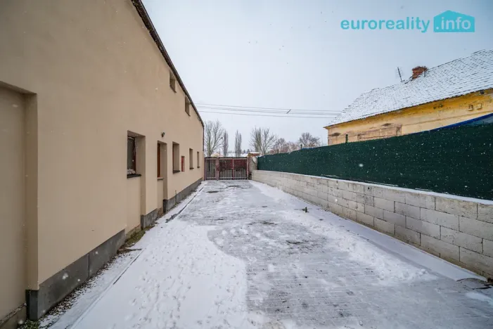 Prodej rodinného domu, Úherce, Náves, 254 m2