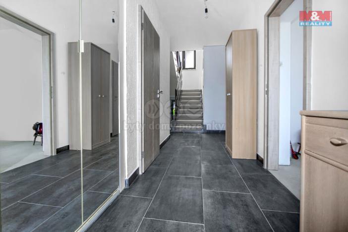 Pronájem rodinného domu, Tlučná, Ke Koupališti, 180 m2