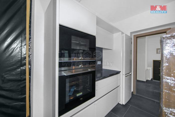 Prodej rodinného domu, Tlučná, Ke Koupališti, 180 m2