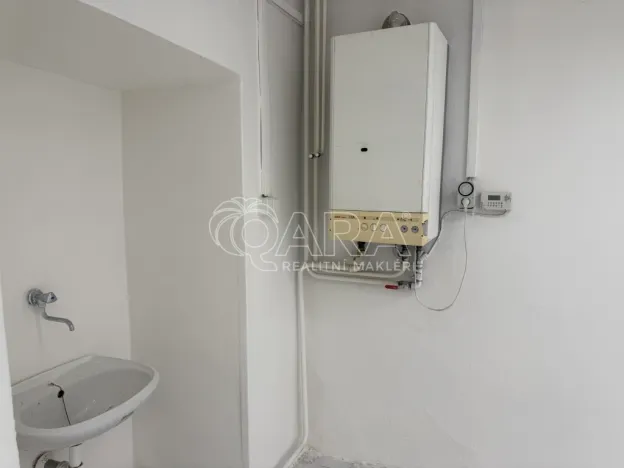 Pronájem obchodního prostoru, Nový Jičín, Masarykovo nám., 500 m2