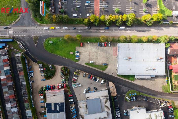 Prodej obchodního prostoru, Ústí nad Labem - Všebořice, Podhoří, 1714 m2