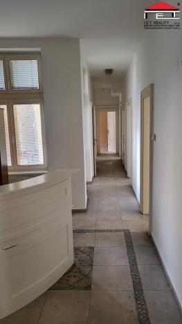 Pronájem kanceláře, Ostrava - Moravská Ostrava, Čs. legií, 185 m2