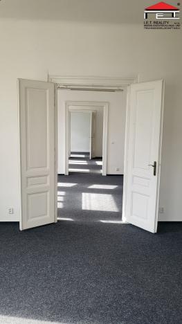 Pronájem kanceláře, Ostrava - Moravská Ostrava, Čs. legií, 185 m2