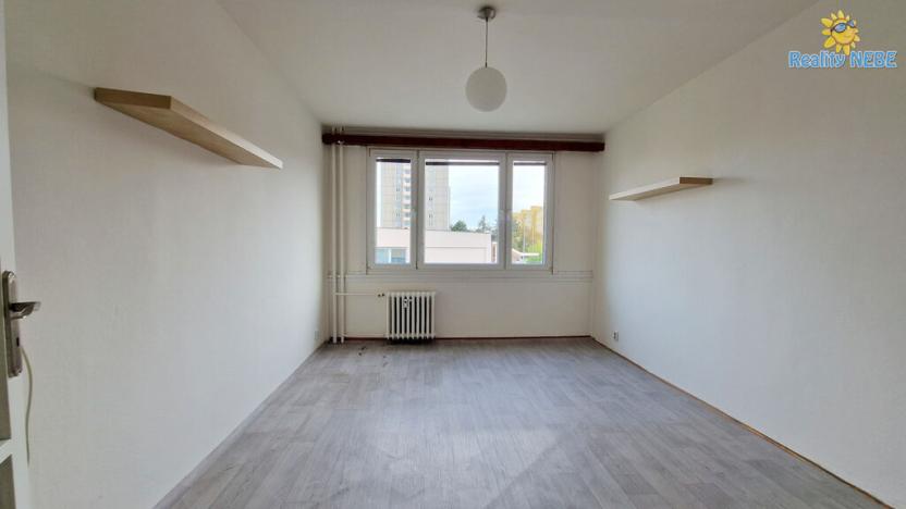 Pronájem bytu 1+kk, Praha - Malešice, Káranská, 25 m2