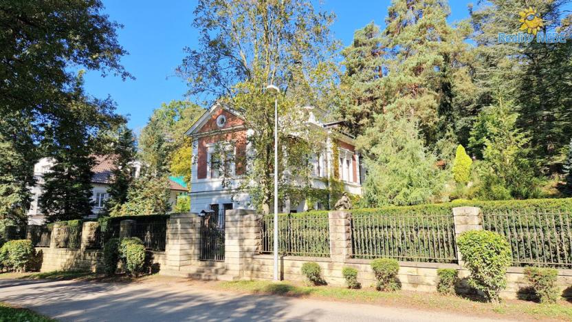 Prodej rodinného domu, Praha - Hodkovičky, V lučinách, 407 m2