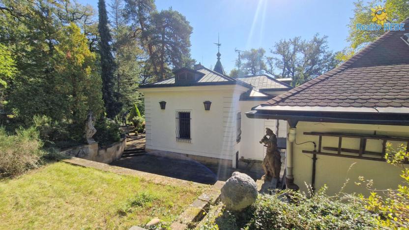 Prodej rodinného domu, Praha - Hodkovičky, V lučinách, 407 m2