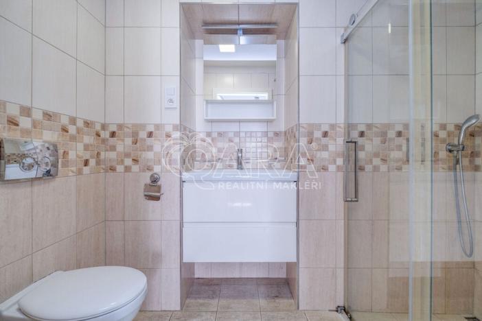 Prodej rodinného domu, Žebrák, Náměstí, 271 m2