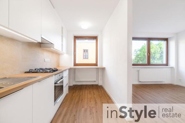 Pronájem bytu 1+kk, Uherské Hradiště, Nádražní, 32 m2