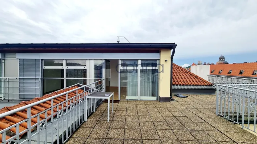 Pronájem kanceláře, Praha, Senovážné náměstí, 203 m2