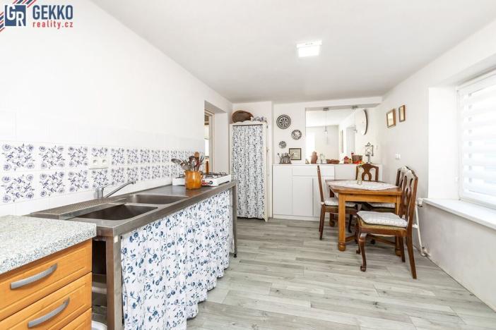 Prodej rodinného domu, Ždírec nad Doubravou - Údavy, 172 m2