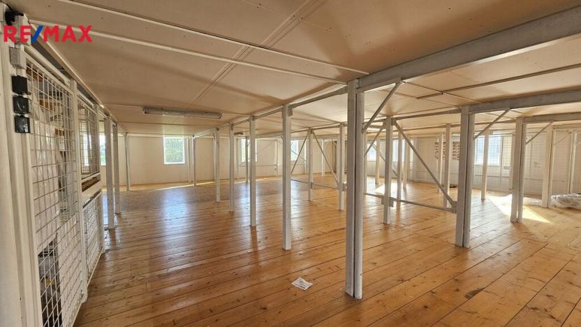 Pronájem obchodního prostoru, Strakonice - Strakonice I, Heydukova, 1280 m2