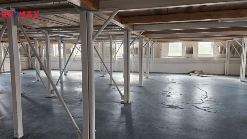 Pronájem obchodního prostoru, Strakonice - Strakonice I, Heydukova, 1280 m2