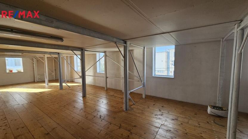 Pronájem obchodního prostoru, Strakonice - Strakonice I, Heydukova, 1280 m2