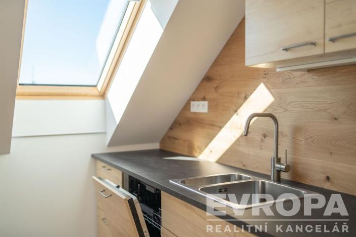 Prodej bytu 2+kk, Vrchlabí, Krkonošská, 60 m2