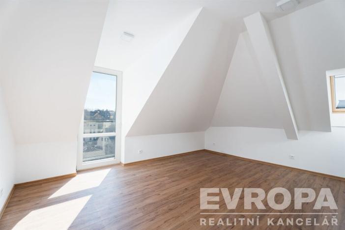 Prodej bytu 2+kk, Vrchlabí, Krkonošská, 60 m2