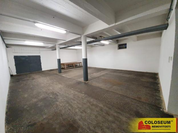 Pronájem komerčního pozemku, Znojmo, Dobšická, 600 m2