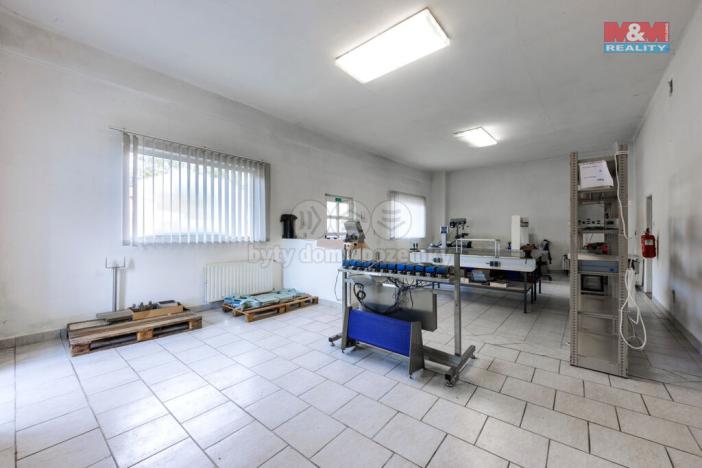 Prodej obchodního prostoru, Nebanice, 106 m2