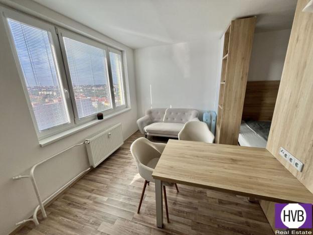 Prodej bytu 1+kk, Praha - Záběhlice, Topolová, 31 m2